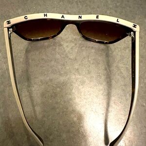 Chanel Womens Polarized Sunglasses